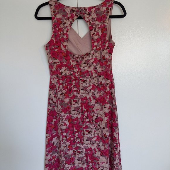 Pink floral Forever 21 dress - Picture 3 of 5